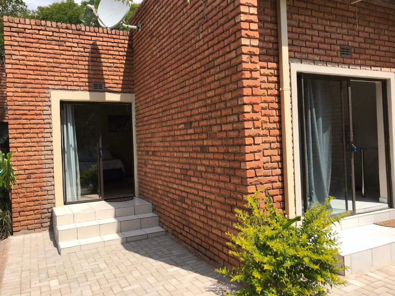 4 On Sirius Hotel Polokwane Exterior foto