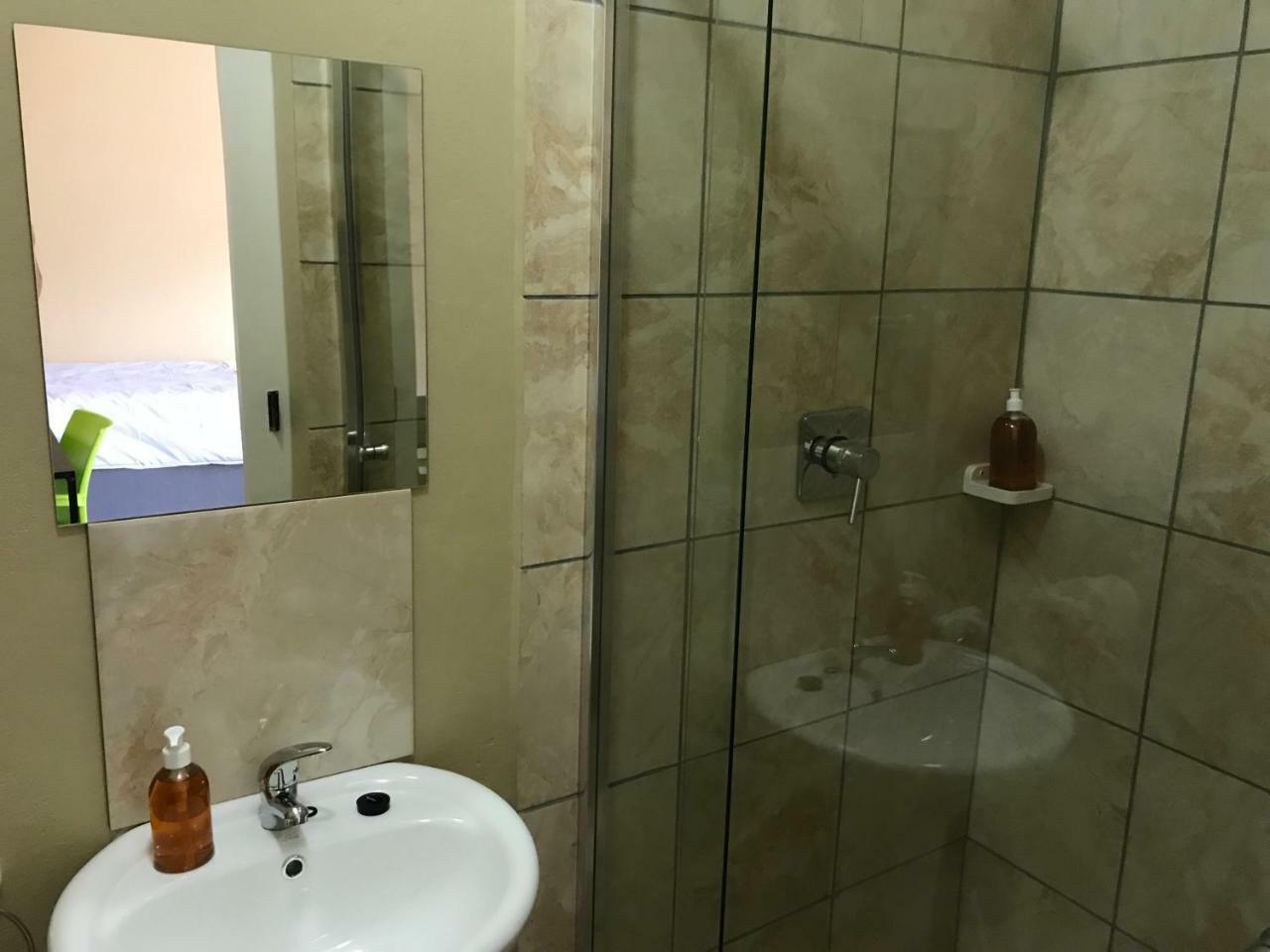 4 On Sirius Hotel Polokwane Exterior foto